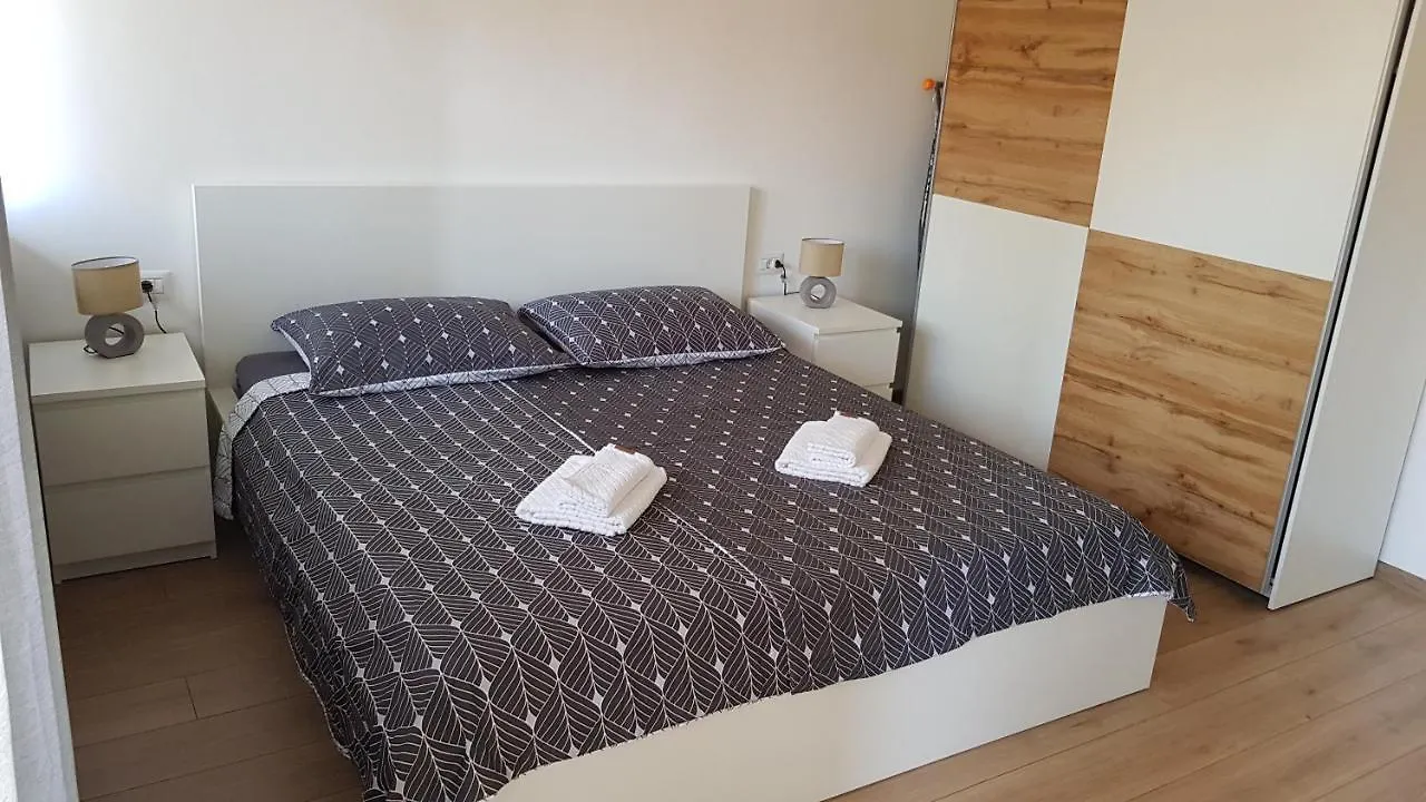 Kalea Pula Center Apartamento Croácia